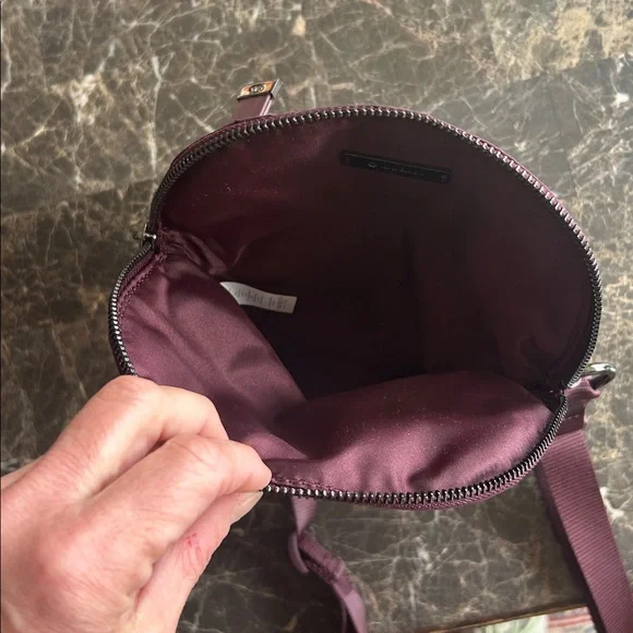Lululemon Crossbody bag - Picture 4 of 4